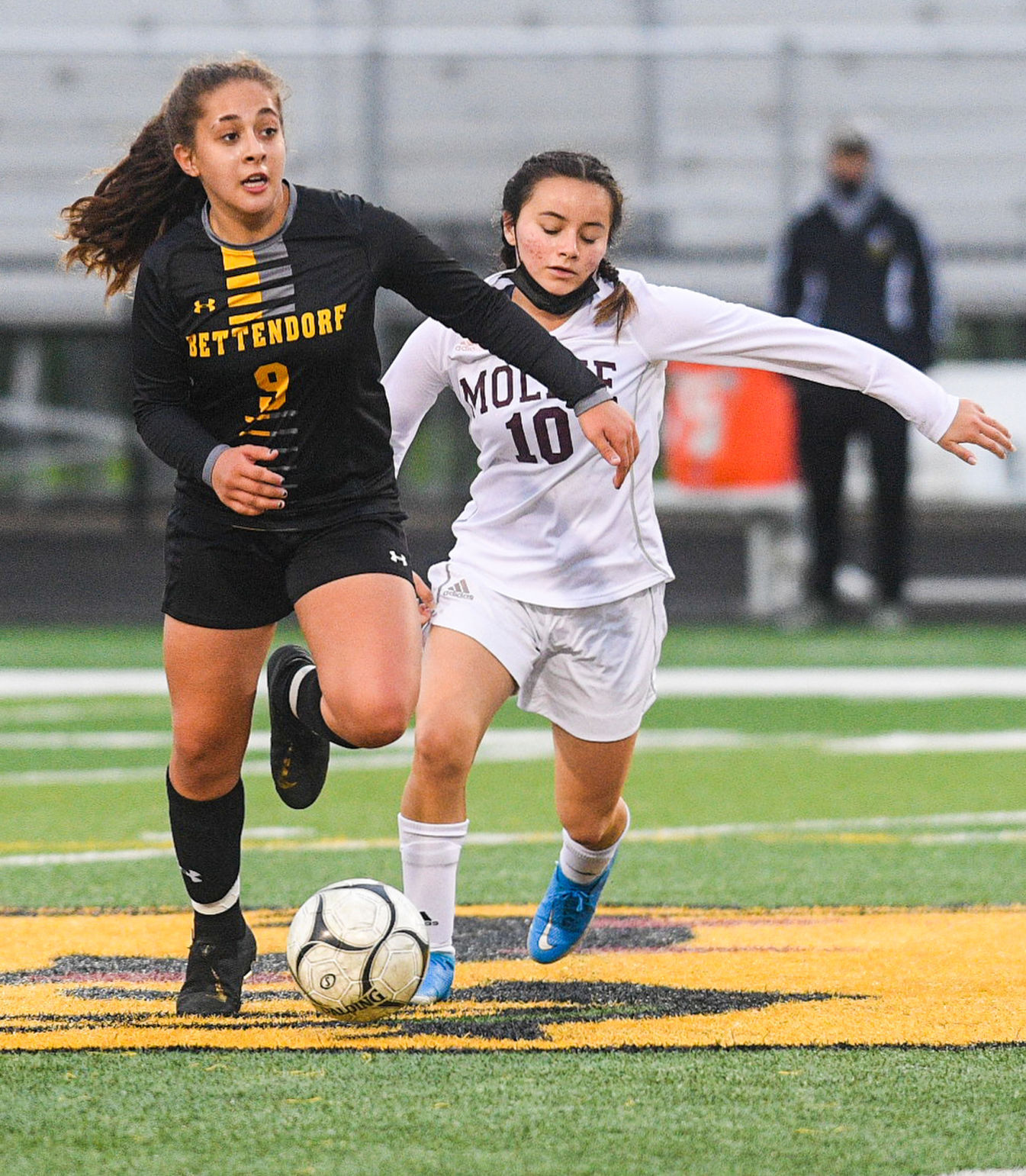 052721-qc-spt-moline-bett-soccer-027